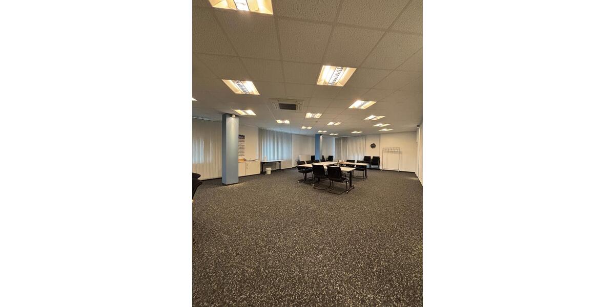 Gewerbeobjekt Saarbrücken Eschberg - 2.600&euro; | Angebot:25811112