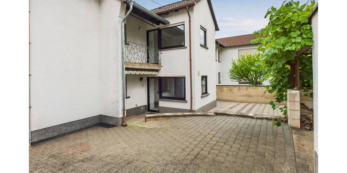 Mehrfamilienhaus, Wohnhaus Wadgassen - 9 Zimmer, 220 m&sup2;, 399.000&euro; | Angebot:25706636