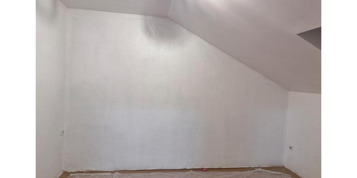 Dachgeschoßwohnung Überherrn - 4 Zimmer, 120 m&sup2;, 600&euro; | Angebot:25917920