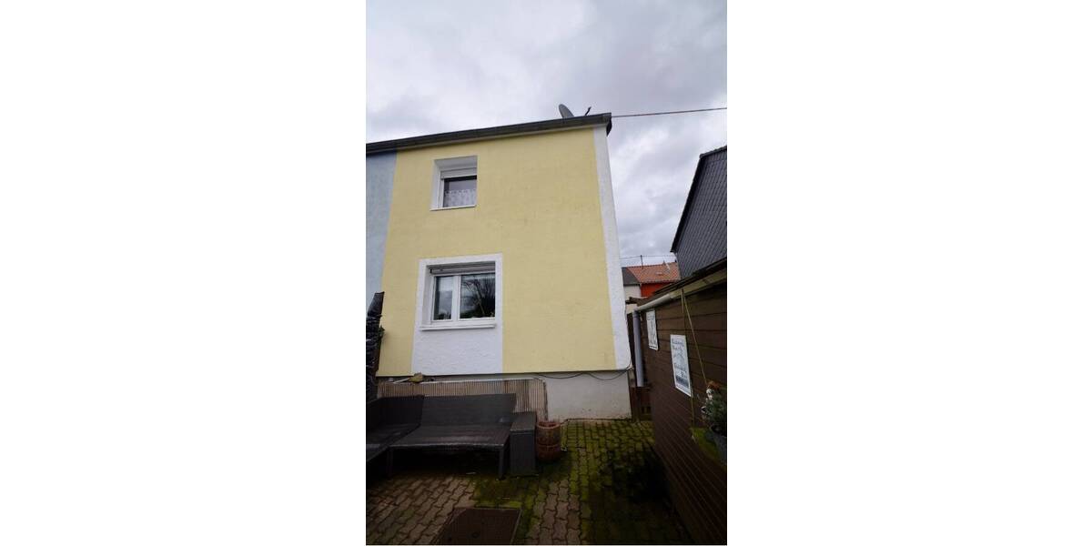 Reihenendhaus Völklingen Ludweiler - 3 Zimmer, 70 m&sup2;, 120.000&euro; | Angebot:25666080