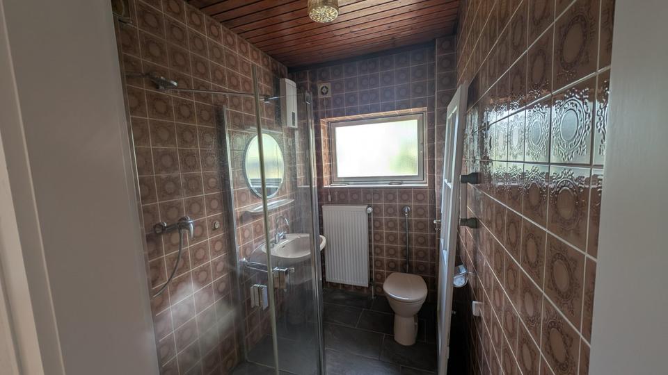 Einfamilienhaus Sankt Ingbert - 7 Zimmer, 150 m&sup2;, 1.600&euro; | Angebot:25624732