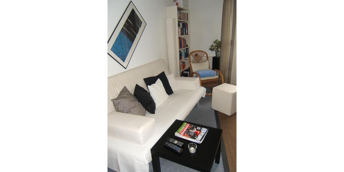 Etagenwohnung Saarbrücken Kieselhumes - 1 Zimmer, 24 m&sup2;, 310&euro; | Angebot:26704234