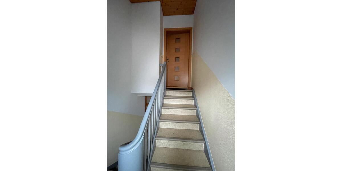 Etagenwohnung Homburg - 3 Zimmer, 104 m&sup2;, 920&euro; | Angebot:24839792