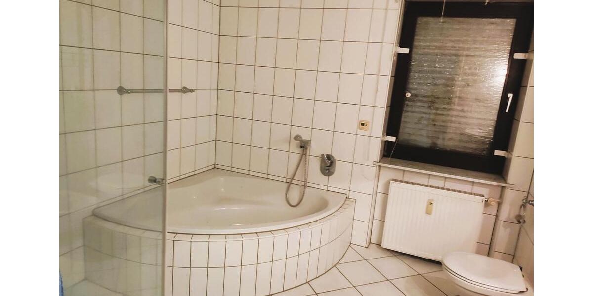 Einfamilienhaus Saarbrücken Dudweiler - 7 Zimmer, 195 m&sup2;, 430.000&euro; | Angebot:26498374