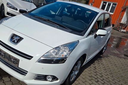 Peugeot 5008 185.000 km 5.580 &euro; Saarlouis 66740