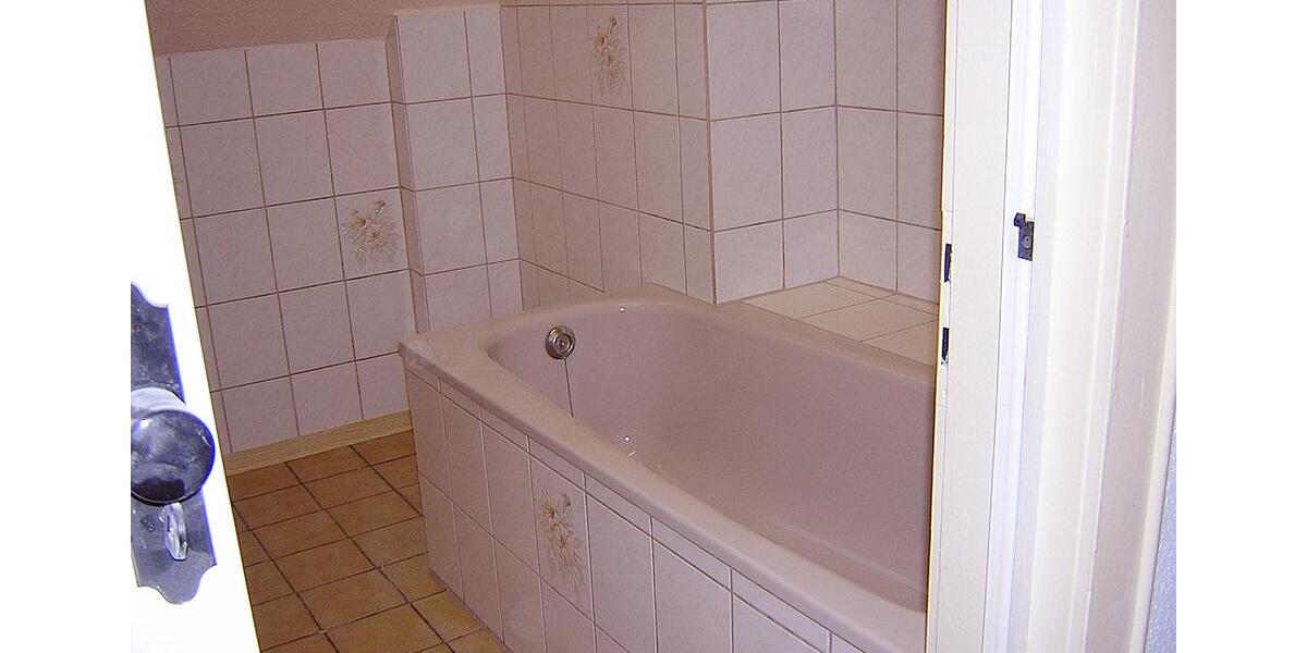 Dachgeschoßwohnung Saarbrücken St. Arnual - 2 Zimmer, 54 m&sup2;, 392&euro; | Angebot:25960925