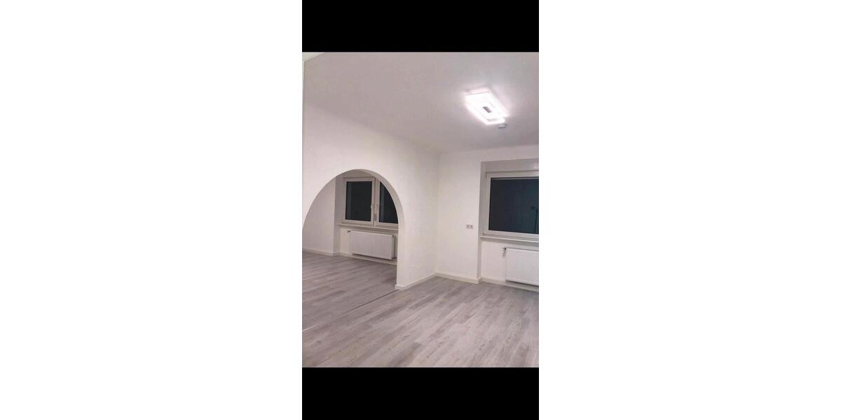 Etagenwohnung Neunkirchen - 4 Zimmer, 90 m&sup2;, 700&euro; | Angebot:25420790