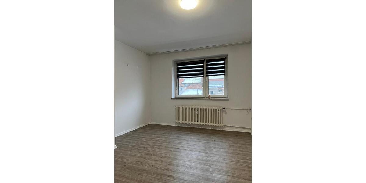 Etagenwohnung Zweibrücken - 3 Zimmer, 78 m&sup2;, 590&euro; | Angebot:25792300