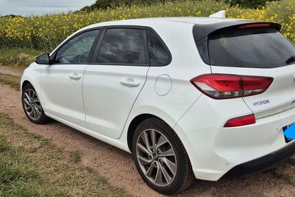 Hyundai i30 130.000 km 10.000 &euro; Schmelz 66839