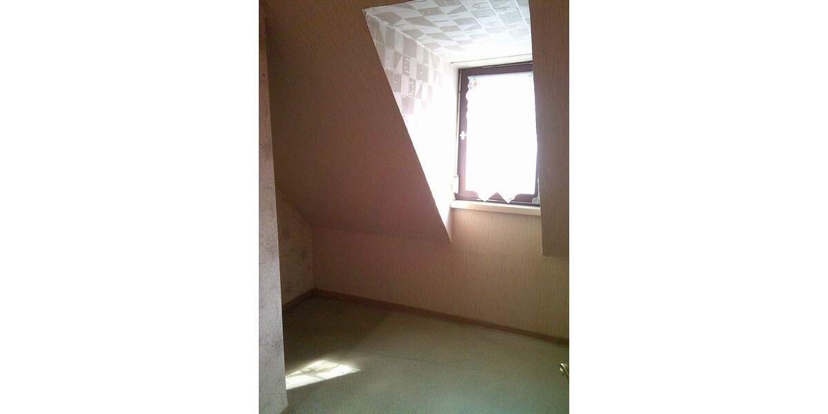 Reihenmittelhaus Sulzbach/Saar Sulzbach - 5 Zimmer, 130 m&sup2;, 105.000&euro; | Angebot:26036723