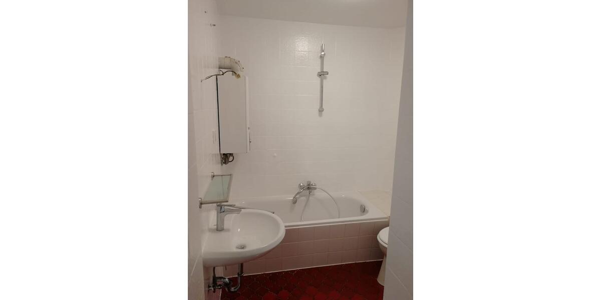 Erdgeschoßwohnung Saarbrücken Dudweiler - 3 Zimmer, 80 m&sup2;, 590&euro; | Angebot:26288740