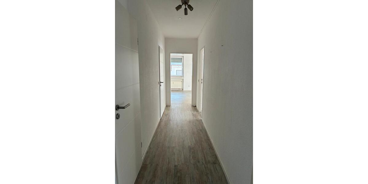 Etagenwohnung Saarbrücken - 2 Zimmer, 75 m&sup2;, 229.000&euro; | Angebot:25854128