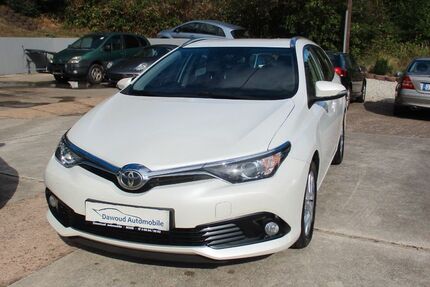 Toyota Auris 172.077 km 7.900 &euro; Bous 66359