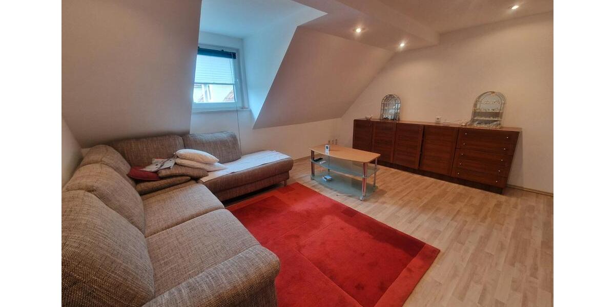Dachgeschoßwohnung Saarbrücken Brebach-Fechingen - 4 Zimmer, 83 m&sup2;, 129.000&euro; | Angebot:26705534