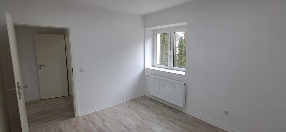 Erdgeschoßwohnung Kirkel - 1 Zimmer, 80 m&sup2;, 850&euro; | Angebot:26114264