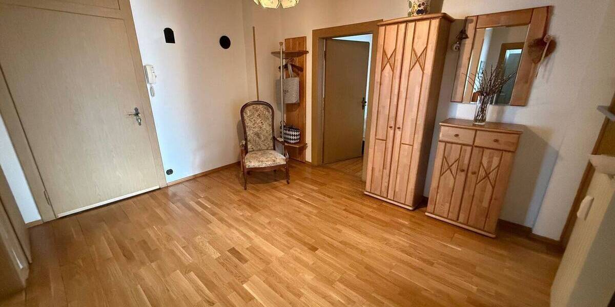 Etagenwohnung Saarbrücken / Güdingen Güdingen - 3 Zimmer, 85 m&sup2;, 99.000&euro; | Angebot:26119198
