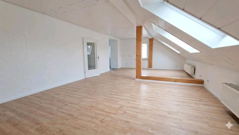 Etagenwohnung Sankt Ingbert - 2 Zimmer, 74 m&sup2;, 750&euro; | Angebot:25543037