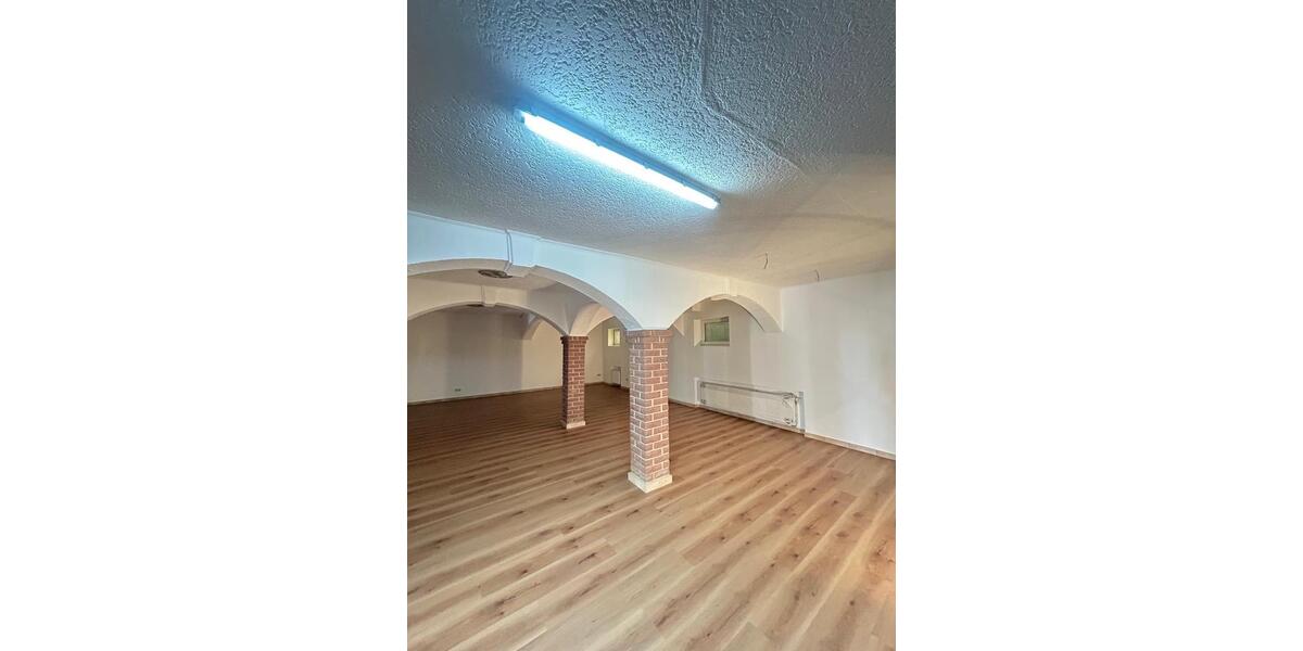 Gewerbeobjekt Blieskastel - 1.600&euro; | Angebot:26101598