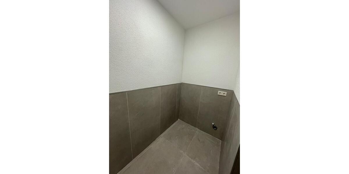 Etagenwohnung Dillingen (Saar) - 2 Zimmer, 60 m&sup2;, 600&euro; | Angebot:25228052