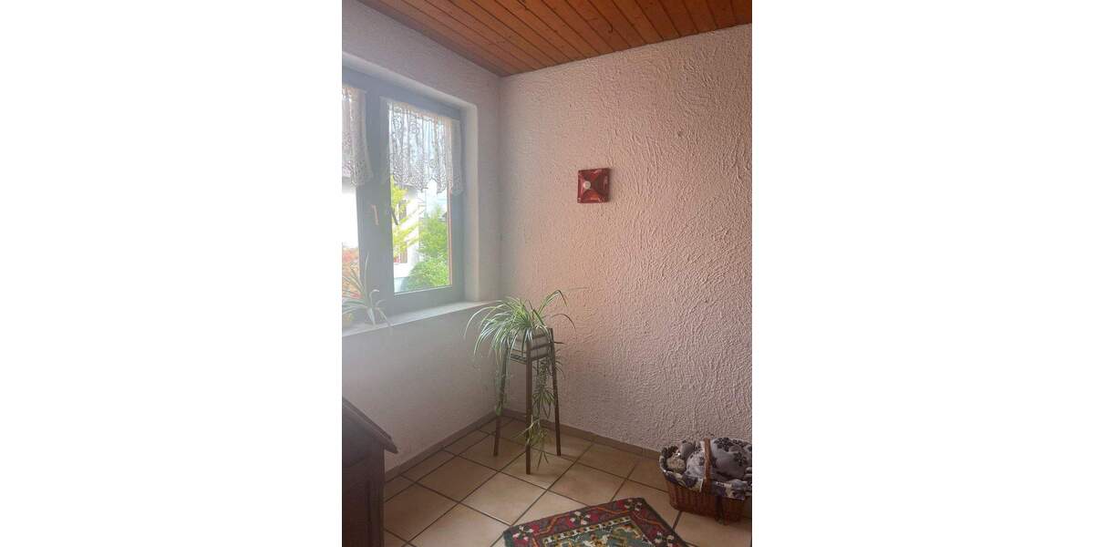 Einfamilienhaus Lebach - 6 Zimmer, 148 m&sup2;, 159.000&euro; | Angebot:25663147