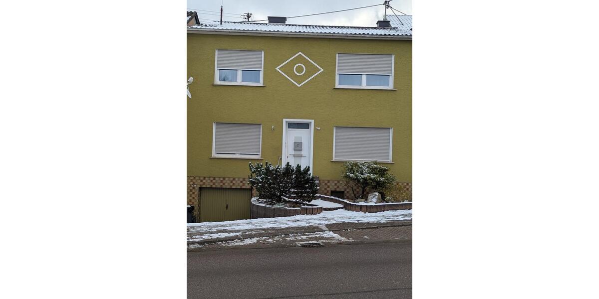 Reihenhaus Schwalbach - 7 Zimmer, 140 m&sup2;, 290.000&euro; | Angebot:25791067