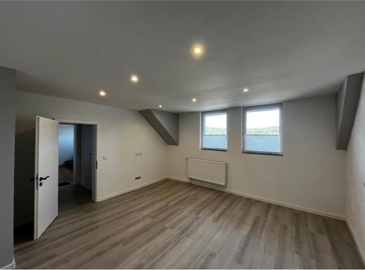 Reihenhaus Quierschied - 6 Zimmer, 140 m&sup2;, 165.000&euro; | Angebot:25253747