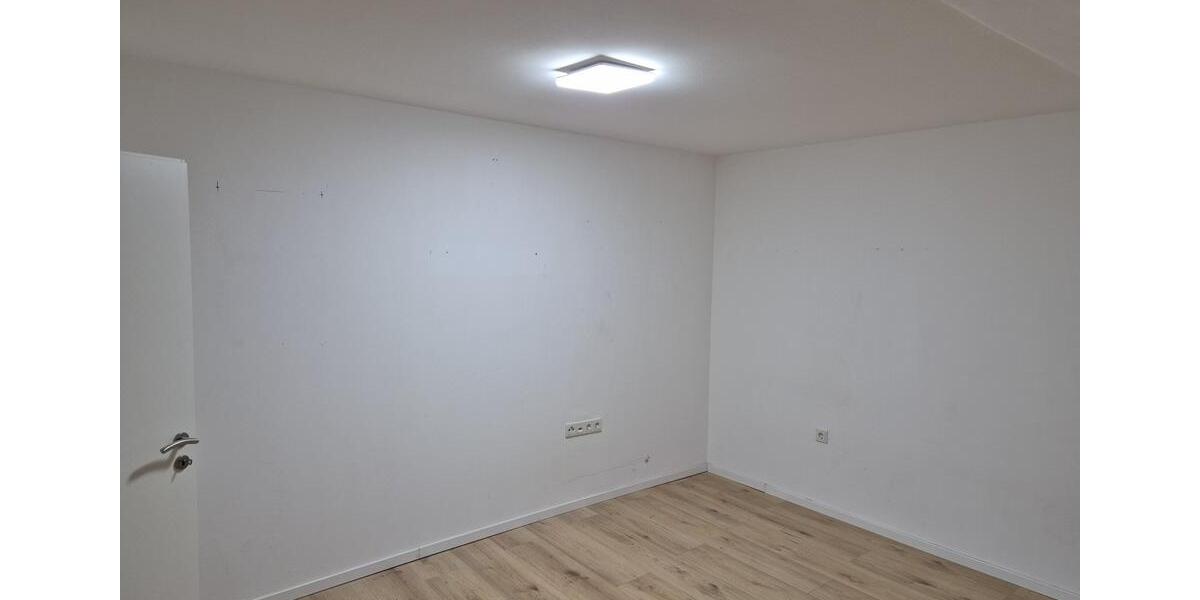 Etagenwohnung Völklingen - 1.5 Zimmer, 20 m&sup2;, 515&euro; | Angebot:25750538