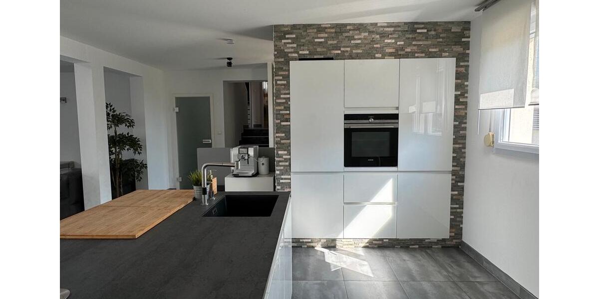 Einfamilienhaus Saarbrücken - 6 Zimmer, 150 m&sup2;, 499.000&euro; | Angebot:25656747