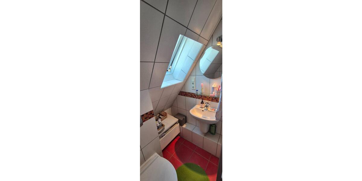 Dachgeschoßwohnung Saarbrücken Malstatt - 3 Zimmer, 54 m&sup2;, 135.000&euro; | Angebot:23312285