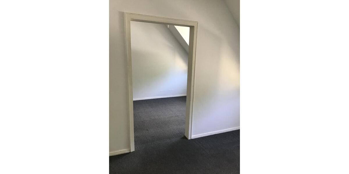 Etagenwohnung Saarbrücken Neue Bremm - 3 Zimmer, 70 m&sup2;, 780&euro; | Angebot:26603876
