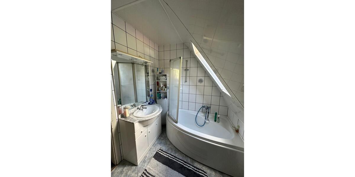Einfamilienhaus Bexbach - 4 Zimmer, 125 m&sup2;, 245.000&euro; | Angebot:26380442