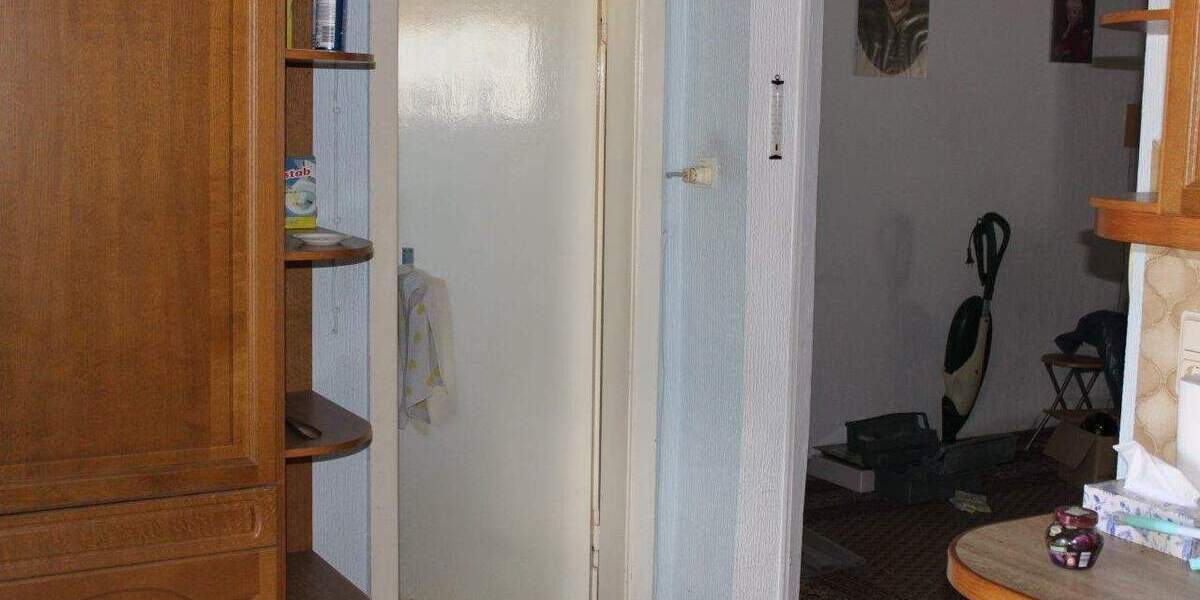 Mehrfamilienhaus, Wohnhaus Völklingen Fürstenhausen - 7 Zimmer, 150 m&sup2;, 215.000&euro; | Angebot:25771911