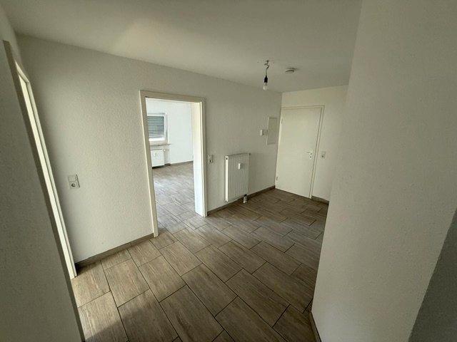 Dachgeschoßwohnung Nalbach - 3 Zimmer, 80 m&sup2;, 800&euro; | Angebot:26635859