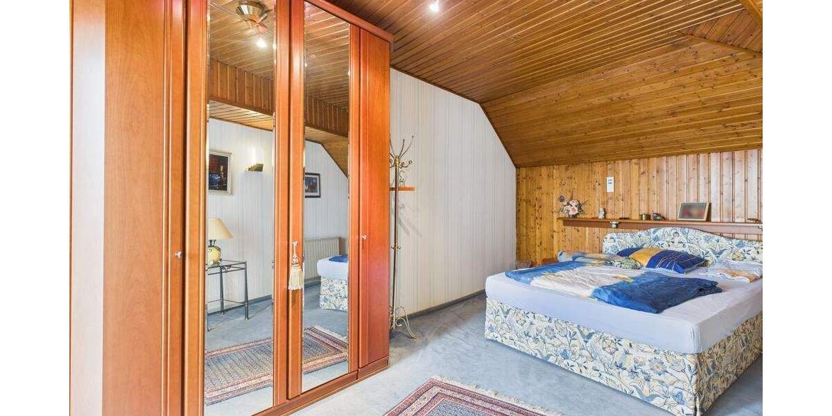 Etagenwohnung Illingen / Uchtelfangen Uchtelfangen - 3 Zimmer, 83 m&sup2;, 119.000&euro; | Angebot:25687897