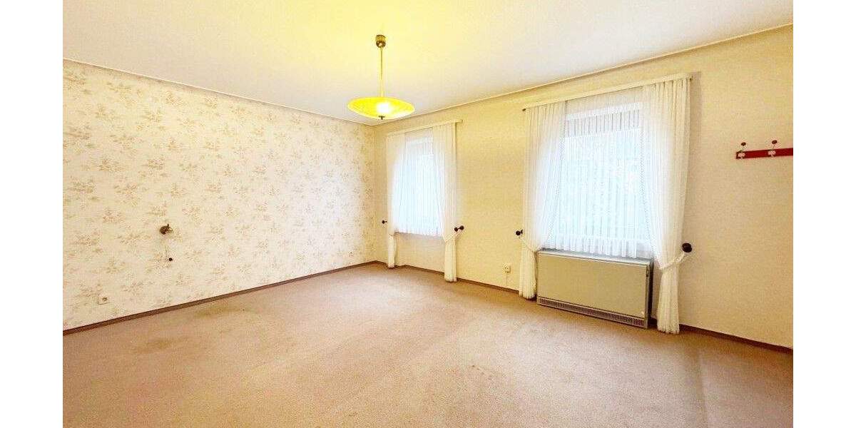 Einfamilienhaus St. Ingbert Rentrisch - 9 Zimmer, 190 m&sup2;, 169.000&euro; | Angebot:25668583