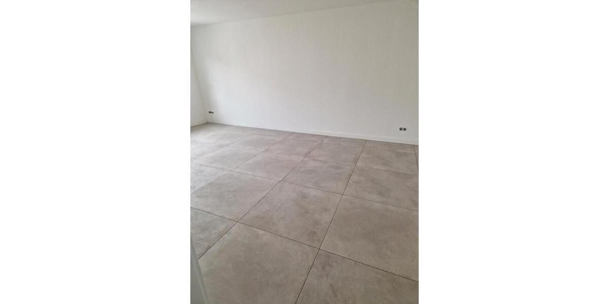 Hochparterre Püttlingen - 3 Zimmer, 90 m&sup2;, 1.130&euro; | Angebot:25948542