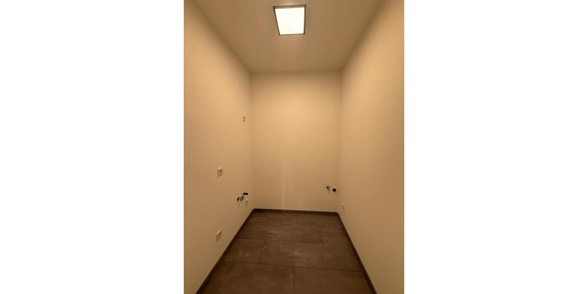 Gewerbeobjekt Überherrn - 12&euro; | Angebot:25844073