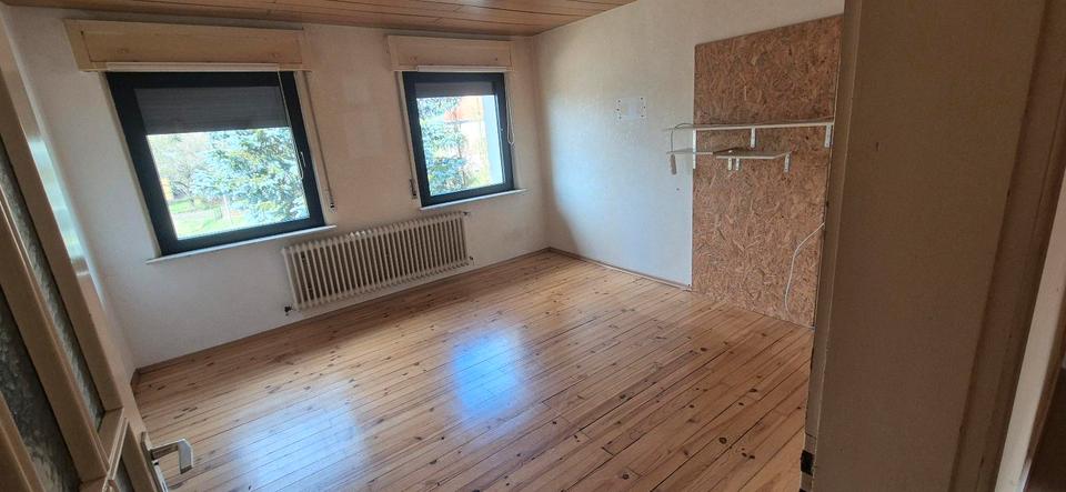 Etagenwohnung Heusweiler - 5 Zimmer, 130 m&sup2;, 900&euro; | Angebot:25957201
