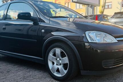Opel Corsa 92.000 km 2.400 &euro; Saarbrücken 66115