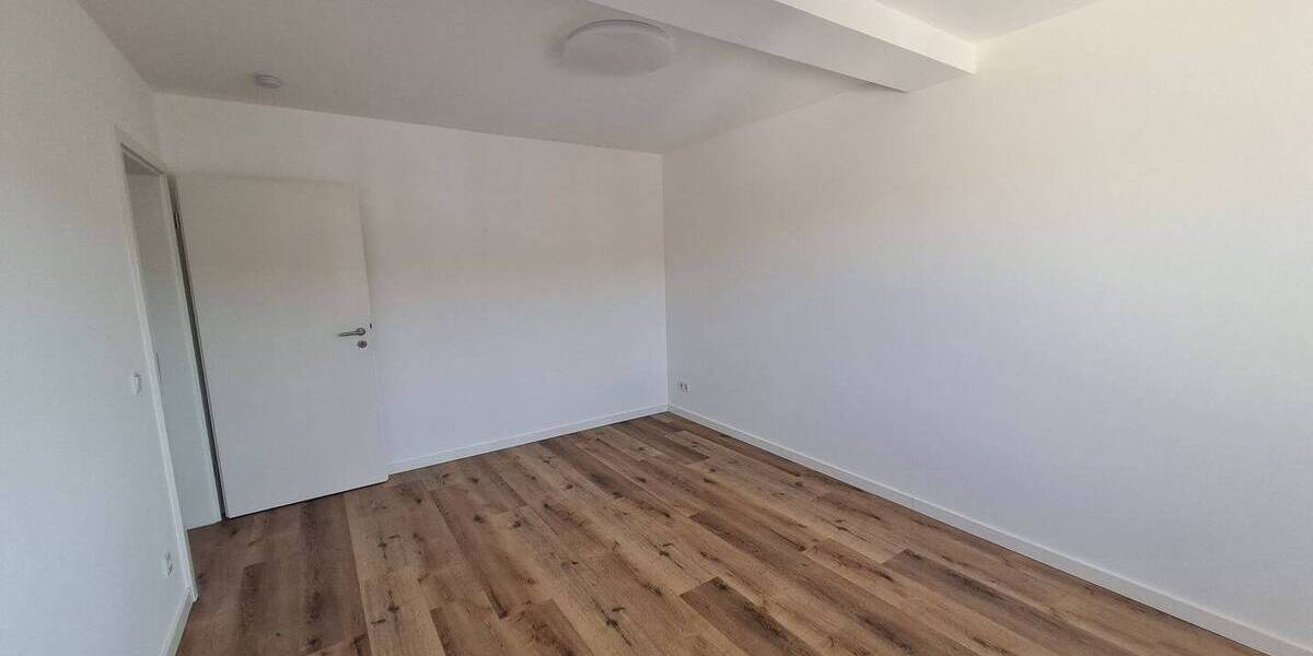Etagenwohnung Püttlingen Berg - 3 Zimmer, 72 m&sup2;, 640&euro; | Angebot:25957242