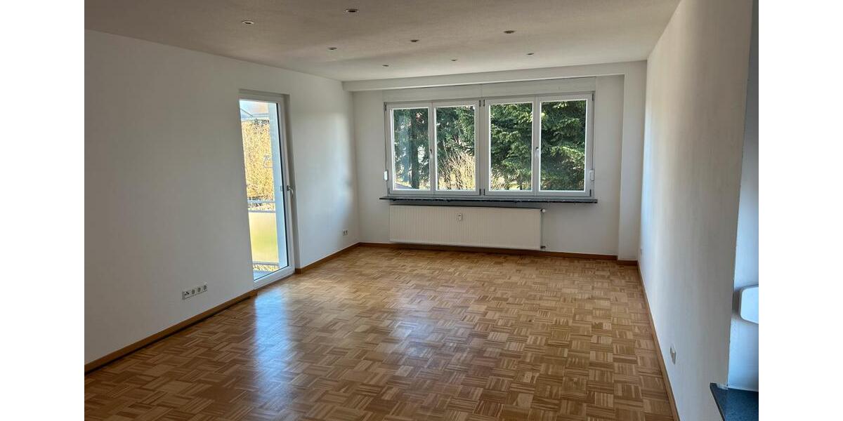 Etagenwohnung Saarbrücken Malstatt - 2 Zimmer, 75 m&sup2;, 830&euro; | Angebot:25351462