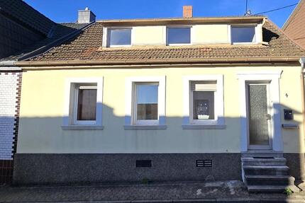 Haus Saarbrücken Dudweiler - 5 Zimmer, 110 m&sup2;, 95.000&euro; | Angebot:25232701