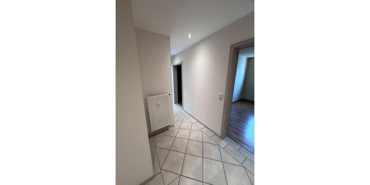 Erdgeschoßwohnung Neunkirchen - 3 Zimmer, 92 m&sup2;, 950&euro; | Angebot:25893757