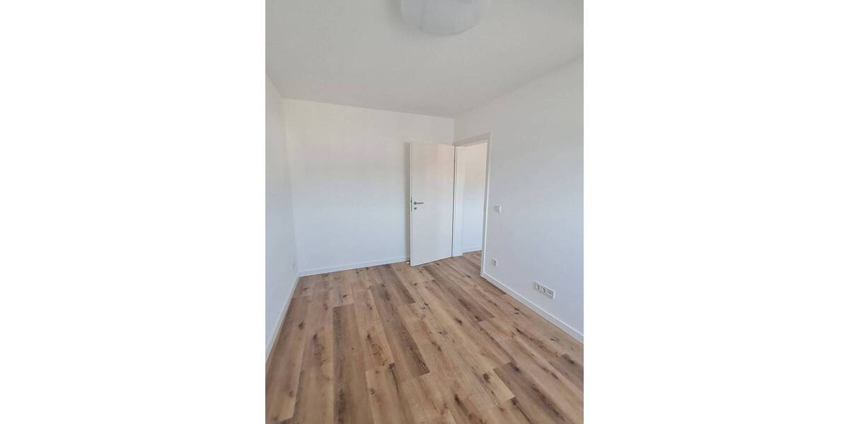 Etagenwohnung Püttlingen Berg - 3 Zimmer, 72 m&sup2;, 640&euro; | Angebot:25957242