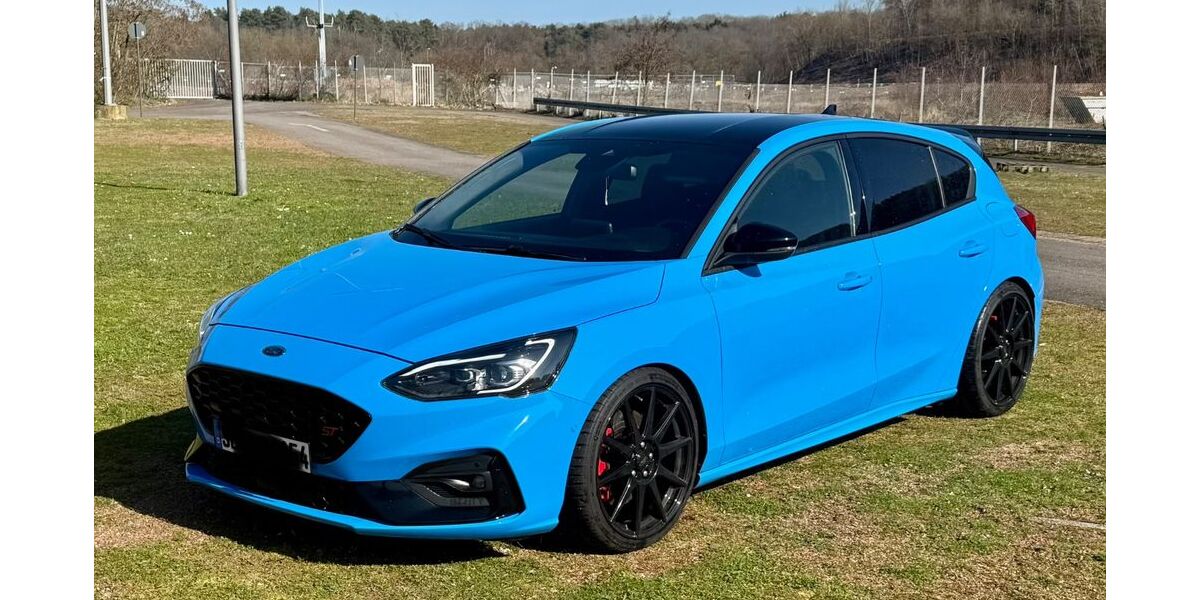 Ford Focus 51.000 km 23.999 &euro; Saarlouis 66740