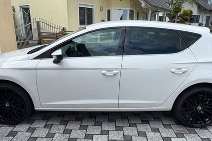 Seat Leon 157.000 km 12.999 &euro; Kirkel-Limbach 66459