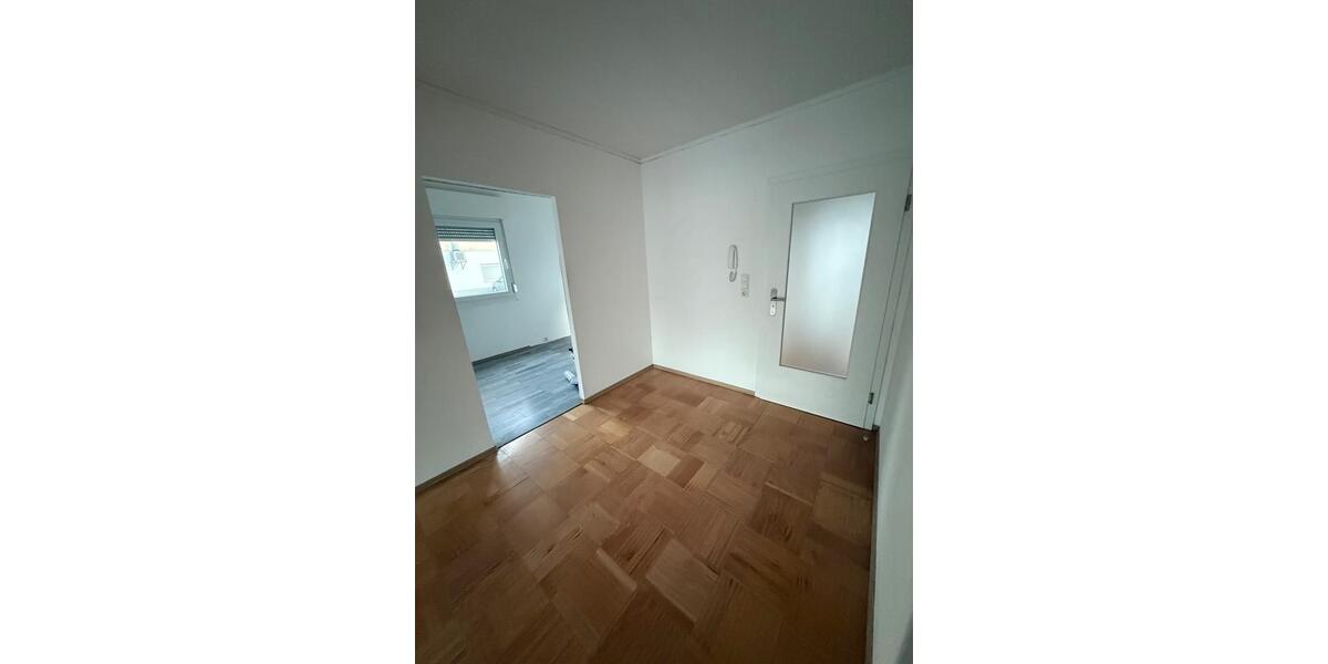 Erdgeschoßwohnung Sankt Ingbert - 3 Zimmer, 120 m&sup2;, 900&euro; | Angebot:25230913