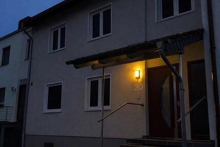 Wohnung Sankt Ingbert - 3 Zimmer, 70 m&sup2;, 700&euro; | Angebot:25722975