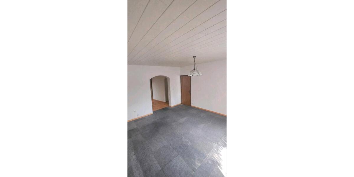 Doppelhaushälfte Saarbrücken Dudweiler - 6 Zimmer, 128 m&sup2;, 95.000&euro; | Angebot:26739300
