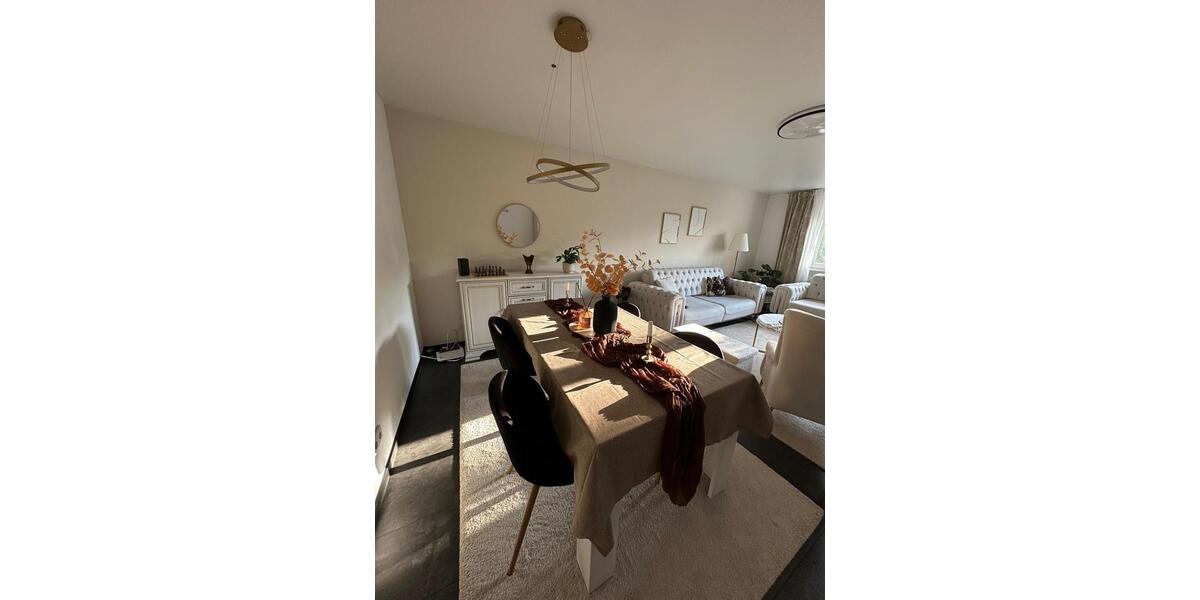 Etagenwohnung Sankt Ingbert - 3 Zimmer, 105 m&sup2;, 1.100&euro; | Angebot:26638710